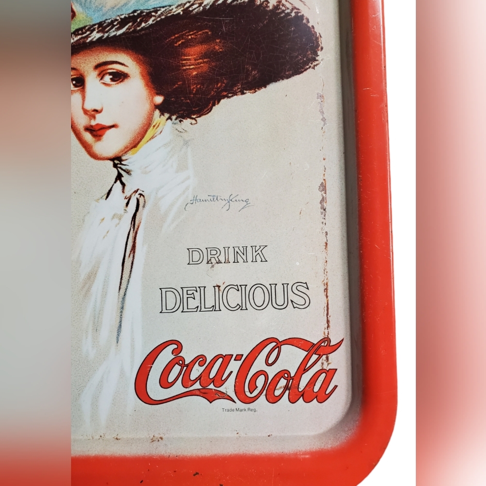 Vintage Coca-Cola Tray - 1971 - Picture 2 of 5